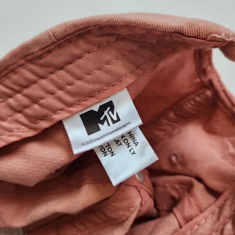 MTV Adjustable Hat Peach‎ Color One Size